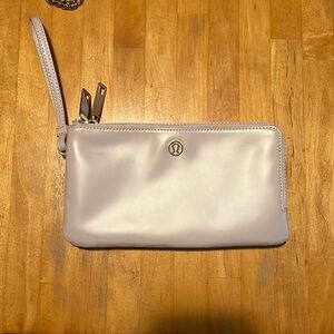 Lululemon clutch